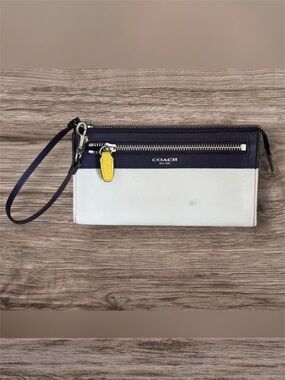 Coach Leather Legacy Zippy Wristlet Wallet Colorblock Purple White